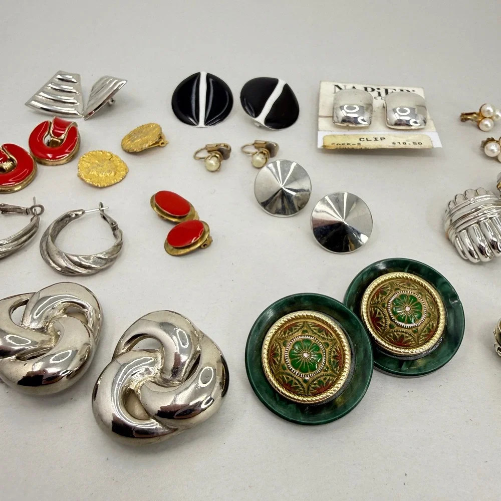 Vintage Earring‎ Lot 14 Pairs Clip On Napier Silver Tone Red Enamel Faux Pearl